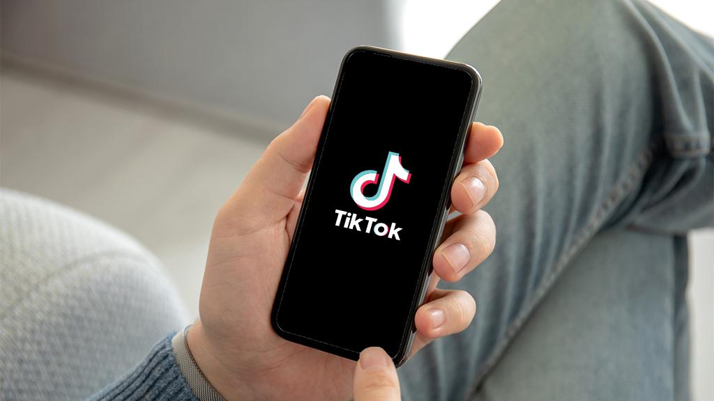 В Україні можуть заборонити TikTok через пропаганду