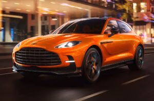 Кросовер Aston Martin DBX оновився і позбувся базової версії