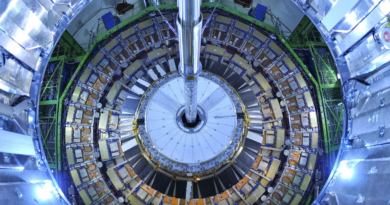 Великий адронний колайдер може бути близьким до відкриття магнітних монополів