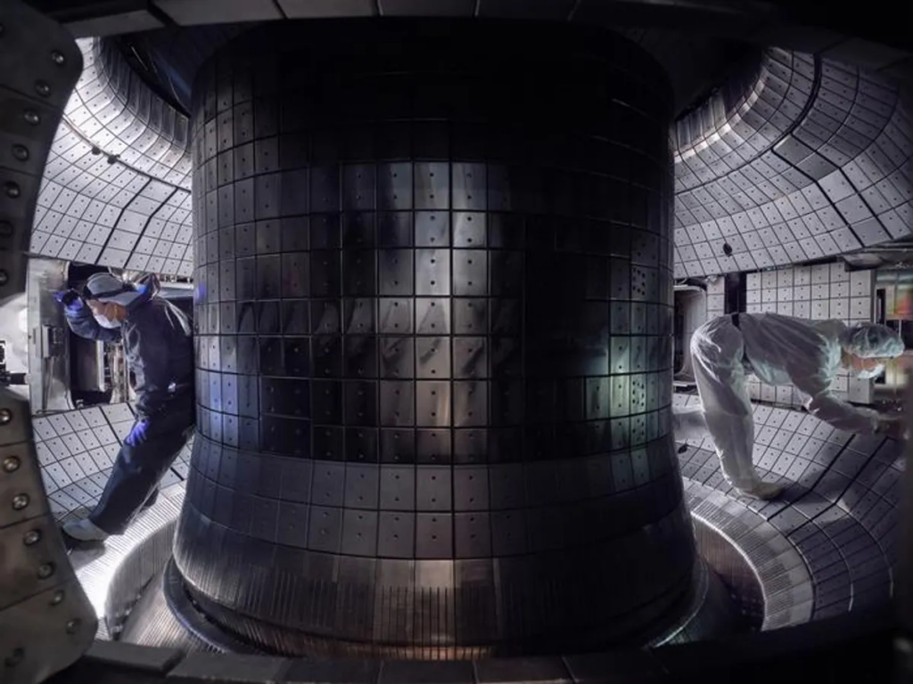 Корейський термоядерний реактор побив рекорд, залишаючись у 7 разів гарячішим за ядро Сонця