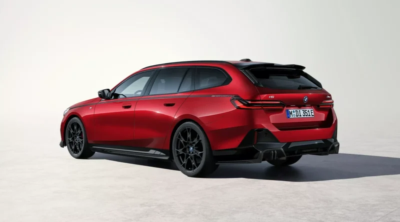 Нові універсали BMW 5 Series та i5 отримали комплект заводського тюнінгу