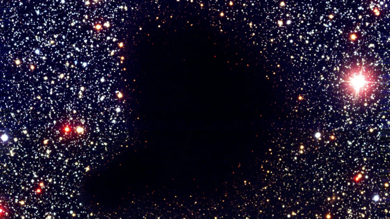 Нове дослідження пояснює, чому сотні зірок зникли безслідно