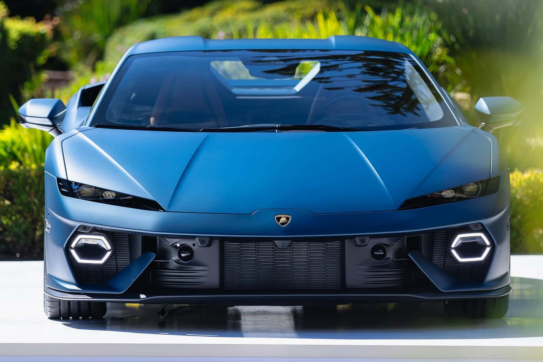 Lamborghini пообіцяла, що новий мотор V8 змусить забути про V10