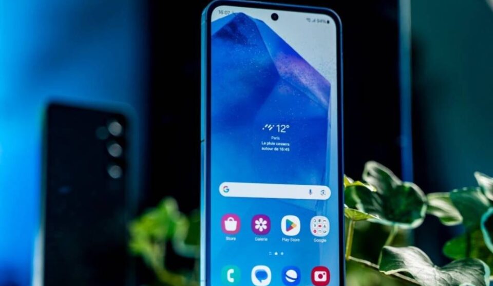 Samsung анонсує нові моделі Galaxy A26, A36 та A56: характеристики та особливості