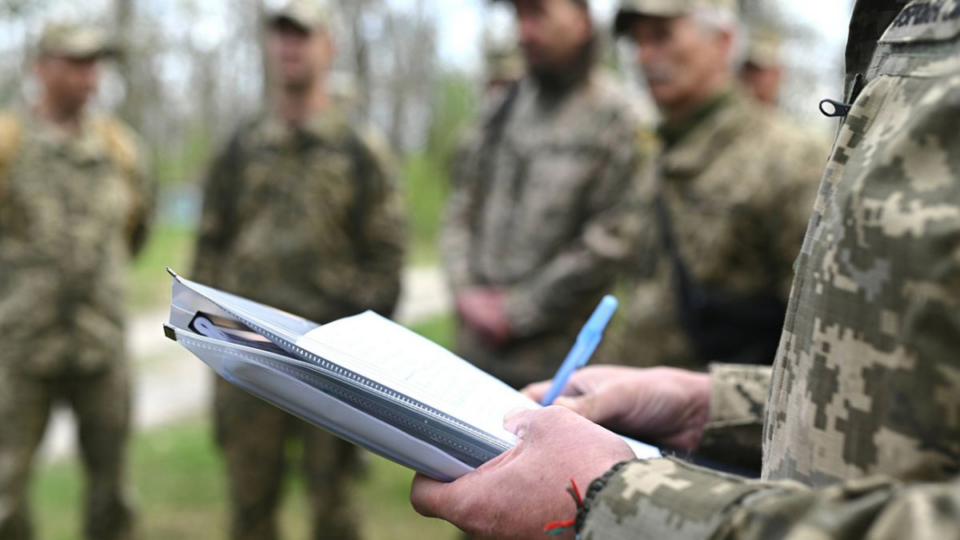 "Аби не задихнувся". Одесит поділився дивним лайфхаком, як сховатись від ТЦК (Відео)