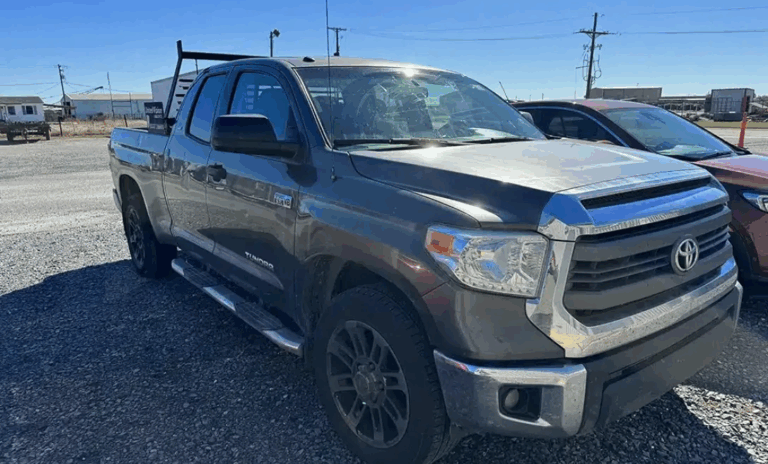 Американець проїхав понад 3 мільйони кілометрів на двох пікапах Toyota Tundra