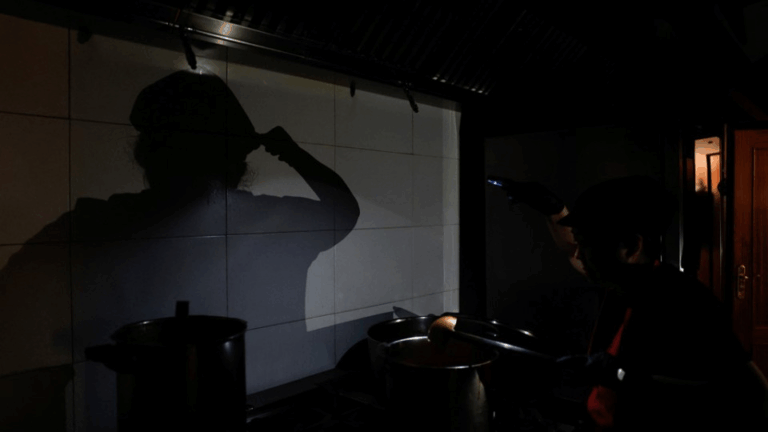 Масштабні перебої з електропостачанням в Європі: Мадрид, Португалія і Франція без світла