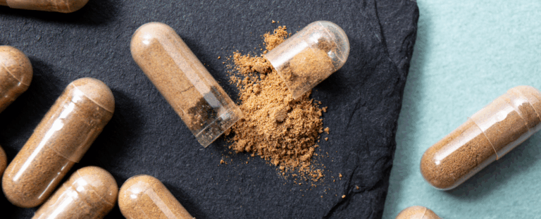 Ашваганда — популярна аюрведична трава, яка знижує стрес і покращує сон: користь і ризики