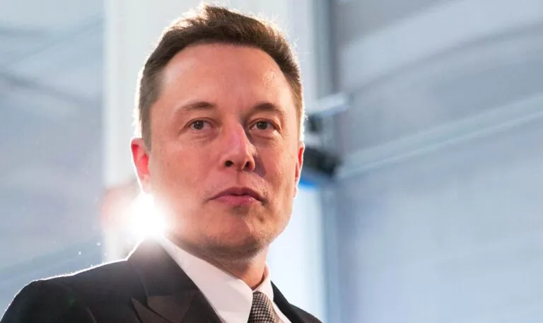 Ілон Маск хоче створити «легіон дітей»: що відомо про його батьківські плани