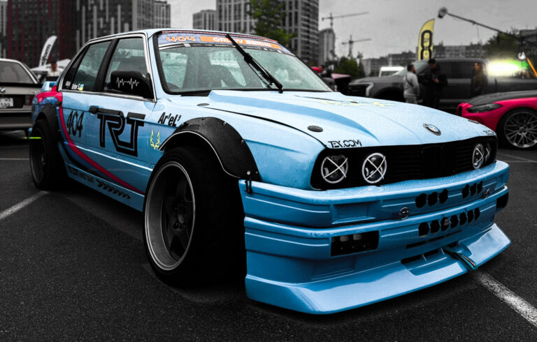 У Києві стартував дводенний автомобільний фестиваль KYIV CAR FEST