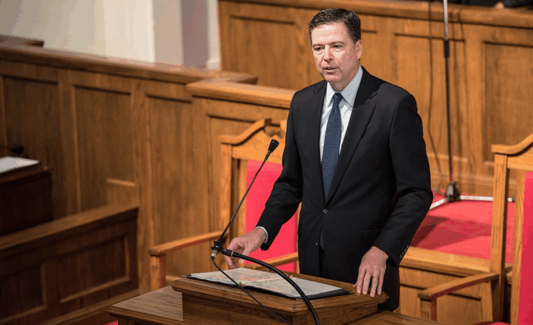 Через фото мушель в Instagram: ексдиректора ФБР звинуватили у "погрозі смертю" Трампу