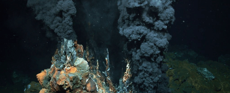 Німецькі вчені відтворили умови, за яких могло зародитись життя на Землі