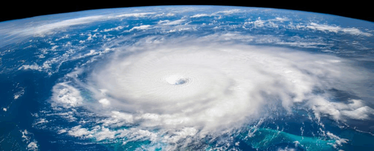 Мікросейсмічні хвилі від циклонів допомогли вченим зазирнути в глибини Землі