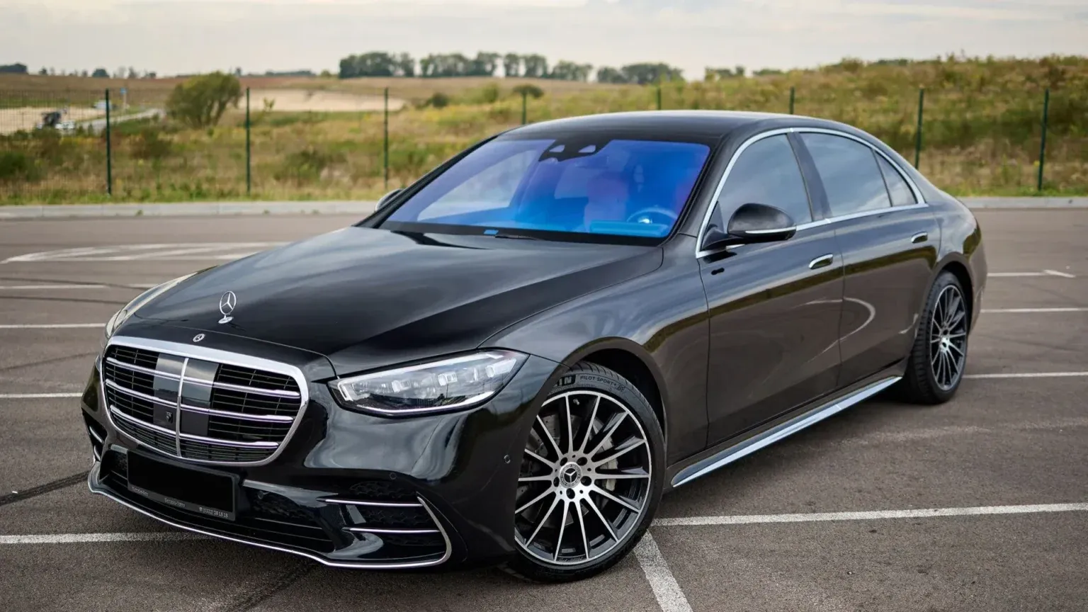 Приватні пасажирські перевезення: рішення для бізнесу, родини та подорожей