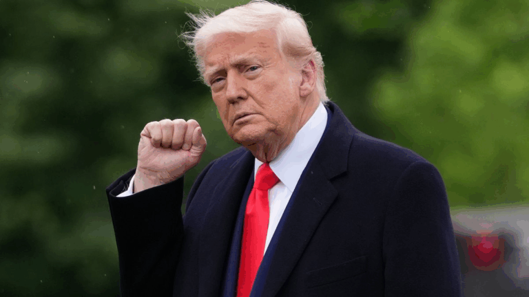 Наречений для онуки Трампа? У резиденцію президента США проник чоловік з дивною метою