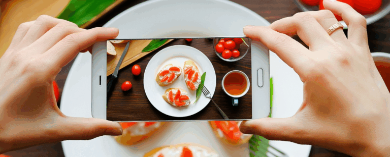 Чому відео «що я їм за день» можуть бути шкідливими для вашого психічного здоров’я