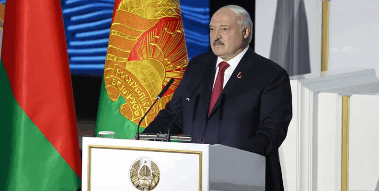 Лукашенко сказав білорусам, скільки разів на тиждень їм варто їсти картоплю