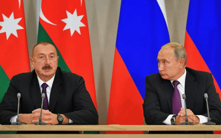 "Азербайджан, вривайся в 3-тю штурмову": яскраві меми про загострення конфлікту між Москвою та Баку