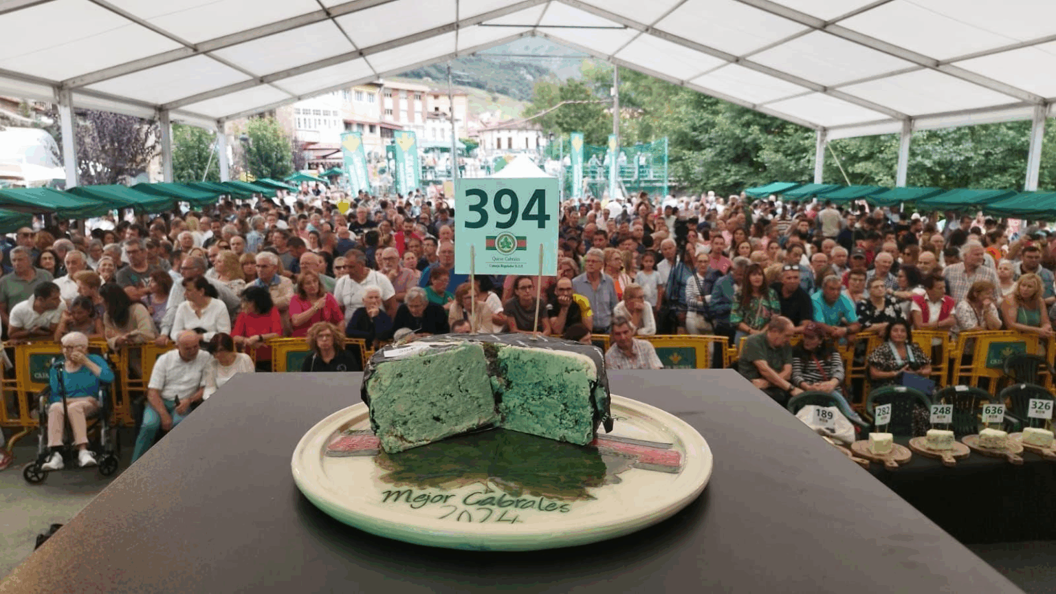 На аукціоні в Іспанії продали сир за ціною квартири