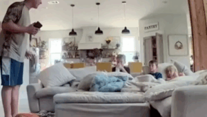 У США 5-річний хлопчик витратив понад три тисячі доларів, коли його батьки спали