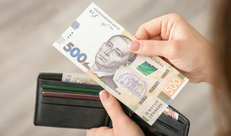 Фінансовий гороскоп на 29 липня 2025 року: хто отримає прибуток, а кому краще зекономити