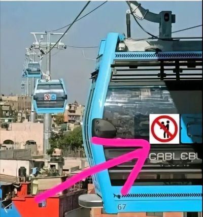 15 абсурдних і дивних дорожніх знаків, в існування яких важко повірити - фото 748241