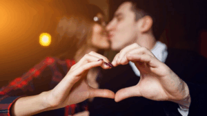 Любовний гороскоп на 7 серпня 2025 року: що зірки готують для серця