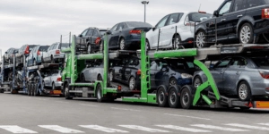 Нові правила розмитнення авто в Україні: що зміниться з серпня 2025