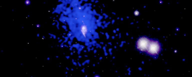 Астрономи вперше помітили «пробудження» надмасивної чорної діри за 6 мільярдів світлових років