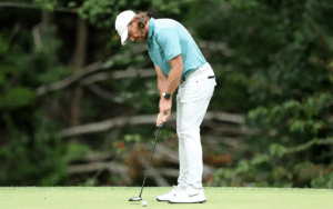 Англійський гольфіст заробив понад $2 мільйони завдяки мусі