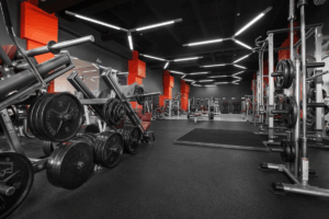 Доведеться знайти спосіб пожити довше. Чоловік купив абонемент на 300 років у спортзал, а потім усвідомив свою помилку — що він зробив