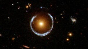 Астрономи знайшли одну з наймасивніших чорних дір у Всесвіті — 36 мільярдів сонячних мас