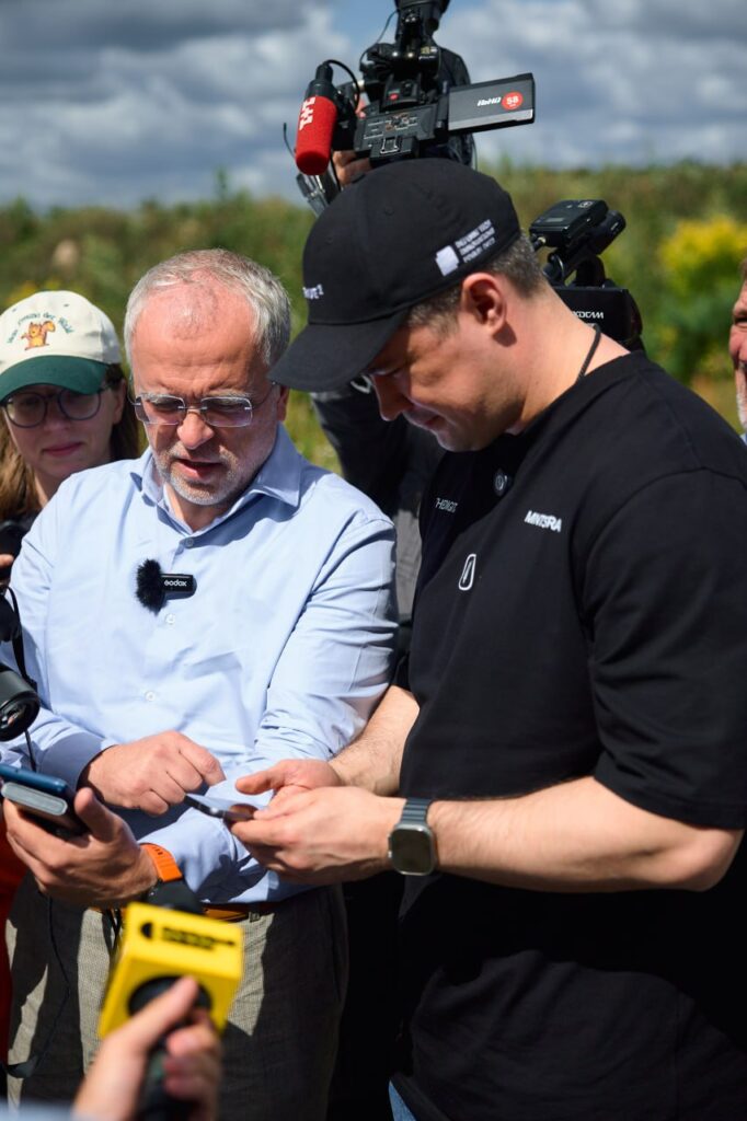 Україна запускає супутниковий зв’язок Starlink Direct to Cell — навіть без мобільного покриття