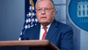 "Найнадійніша в світі ППО": мережа вибухнула мемами через візит Келлога до Києва