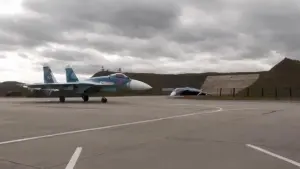 Російські пропагандисти похизувалися «здутим» Су-33 на навчаннях «Захід–2025»