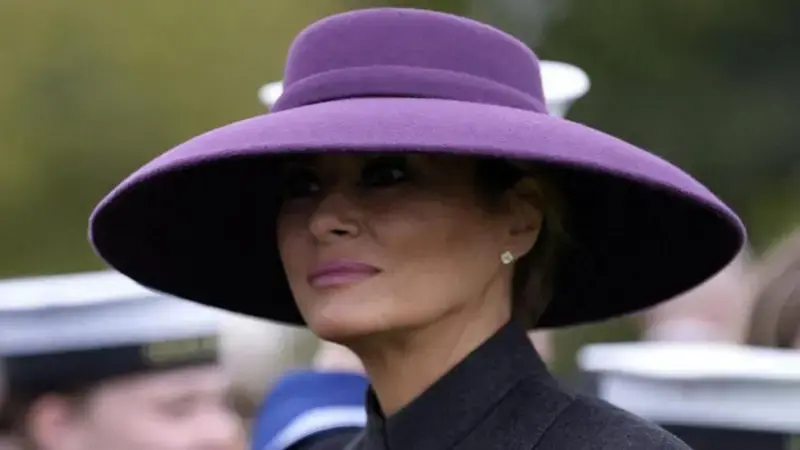 Хейт, меми і захоплення: Меланія Трамп знову у центрі уваги через одяг Хейт, меми і захоплення: Меланія Трамп знову у центрі уваги через одяг