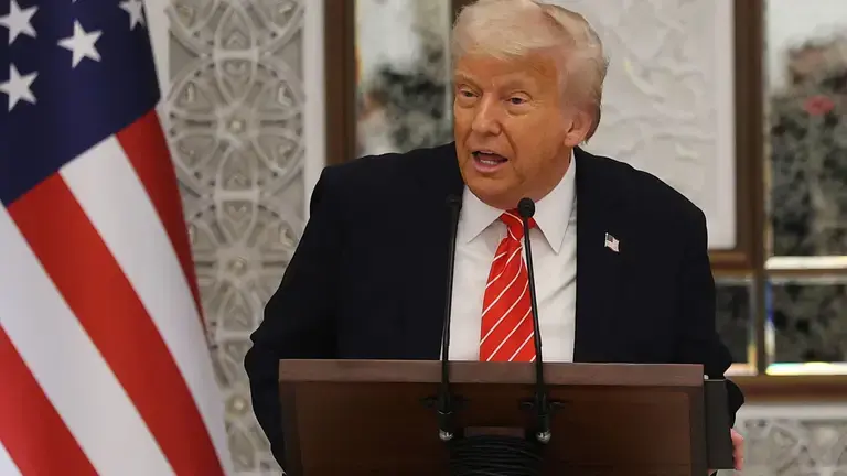 Трамп назвав Байдена "злим су**м сином" і запропонував королю Чарльзу називатись "завойовником"