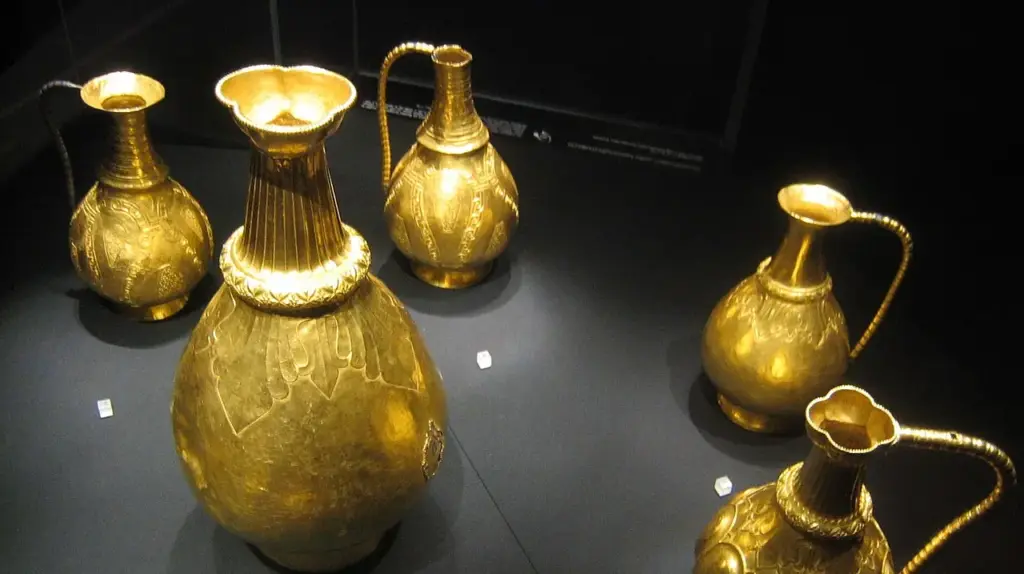 Найбільший скарб України: як діти випадково знайшли 25 кг золота та перстень нащадка Атіли