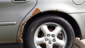 Чому кузов автомобіля іржавіє навіть у нових авто: пояснюють експерти