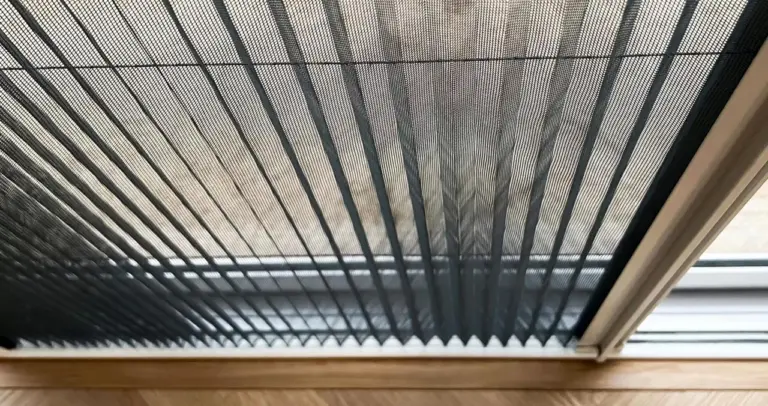 Москітна сітка плісе – стильний та зручний захист
