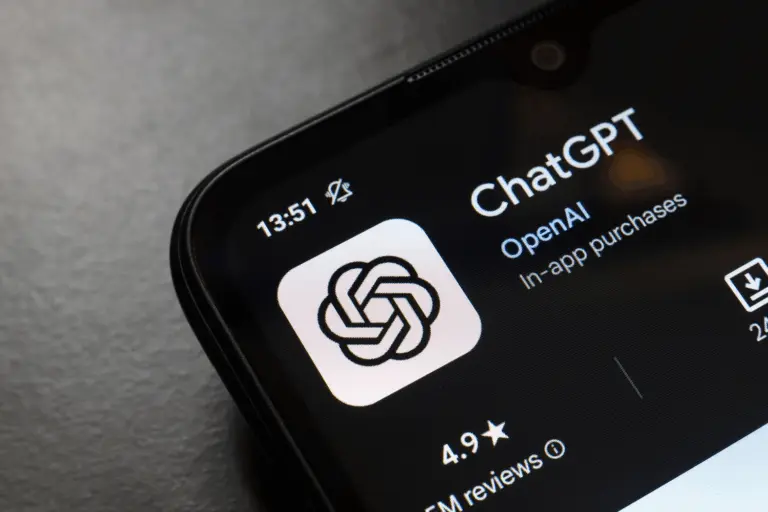 OpenAI розкрила дані: сотні тисяч користувачів ChatGPT мають ознаки психічних розладів