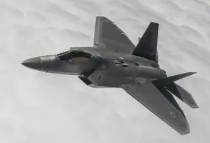 Розробники Lockheed Martin представили надзвуковий винищувач F-22 Raptor у спільних навчаннях із Австралією