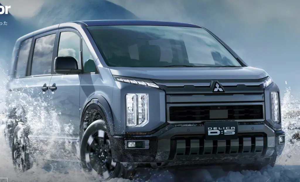 Delica повертається: Mitsubishi готує оновлений мінівен-позашляховик з S-AWC і преміальним салоном