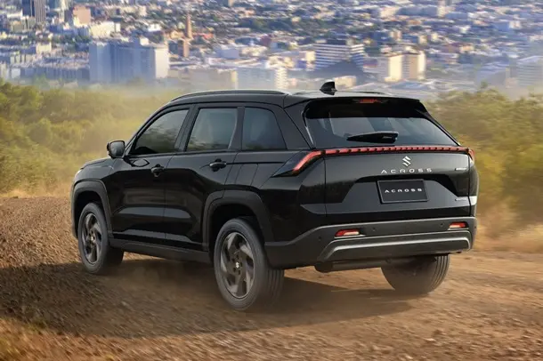 Suzuki відмовилась від Toyota: Across отримав іншу основу