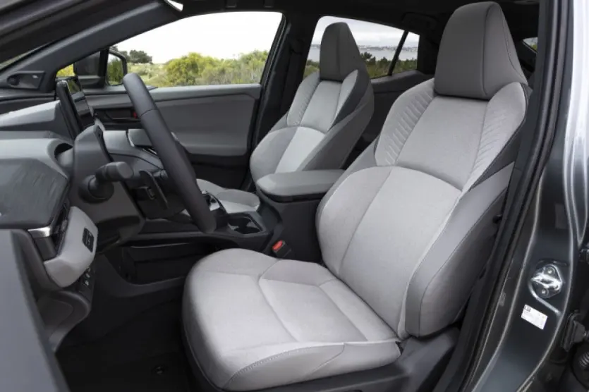 Новий Toyota C-HR+: швидка зарядка 150 кВт і запас ходу понад 600 км