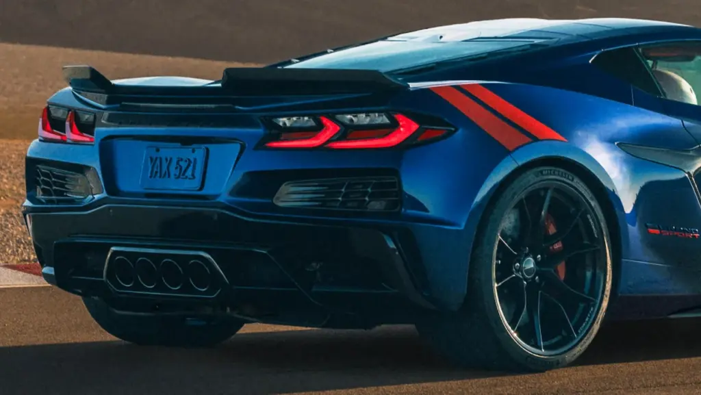 Новий Corvette Grand Sport отримав 6,7-літровий V8: потужність зросла до максимуму