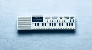 Casio оживляє 80-ті: культові синтезатори у цифровому форматі