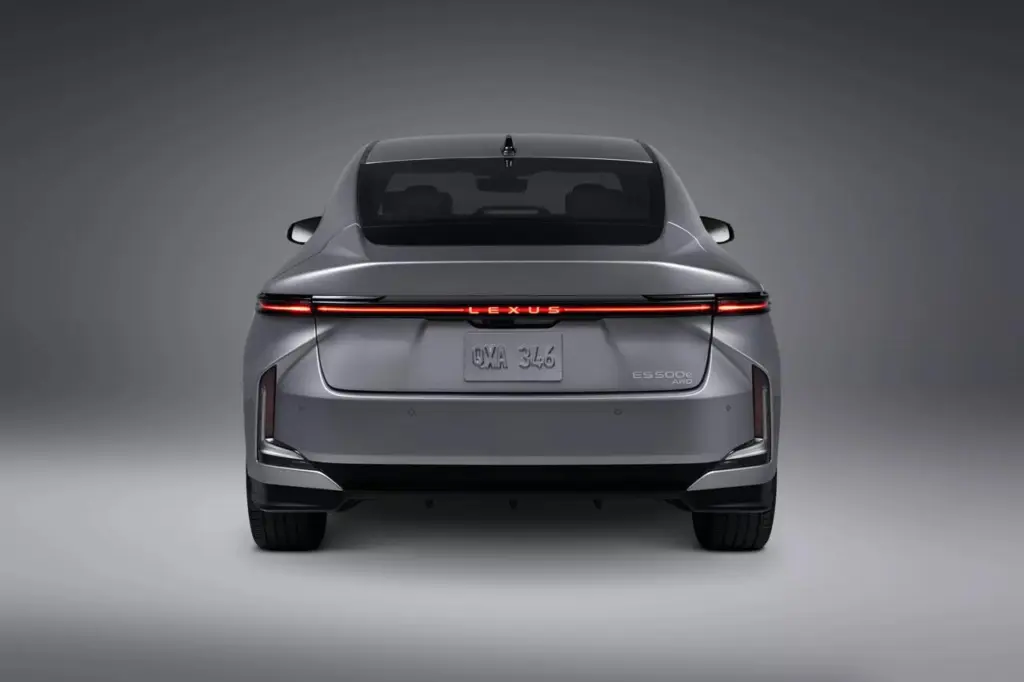 Новий Lexus ES 2026 – найдоступніший електромобіль у своєму класі