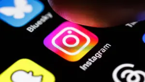 Приватність під питанням: Instagram вимикає наскрізне шифрування чатів