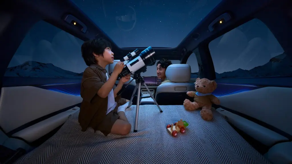 Більше екранів, ніж у Mercedes: Nissan показав нове авто